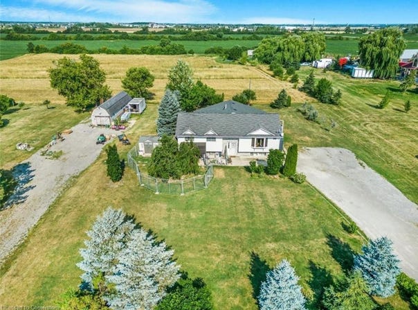 95 Second Road E,, Hamilton, Ontario L8J 3H9