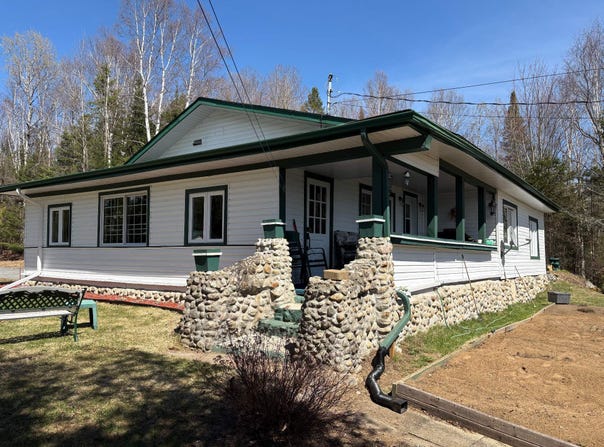 3 Rue Jacques, Montpellier, Quebec J0V1M0