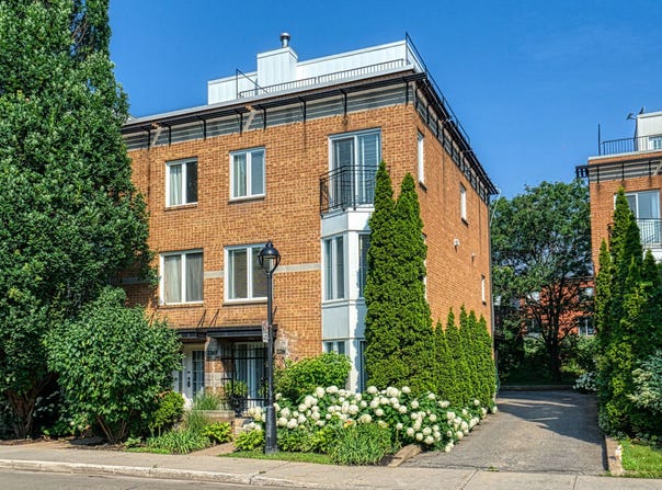 2261 Rue Ste-Cunégonde, Montréal (Le Sud-Ouest), Quebec H3J 2Y1