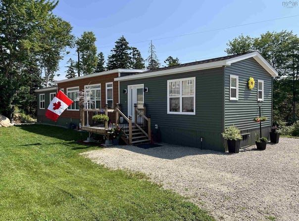 83 Appletree Drive, Windsor Road, Nova Scotia B0J 1J0