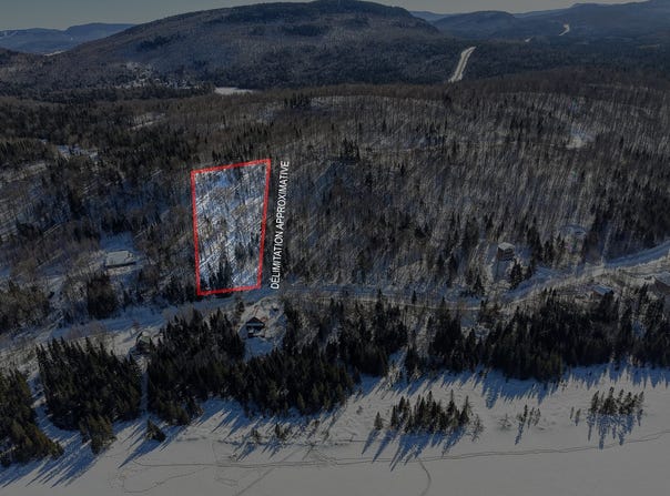 Ch. du Lac-Élan, Saint-Donat, Quebec J0T2C0