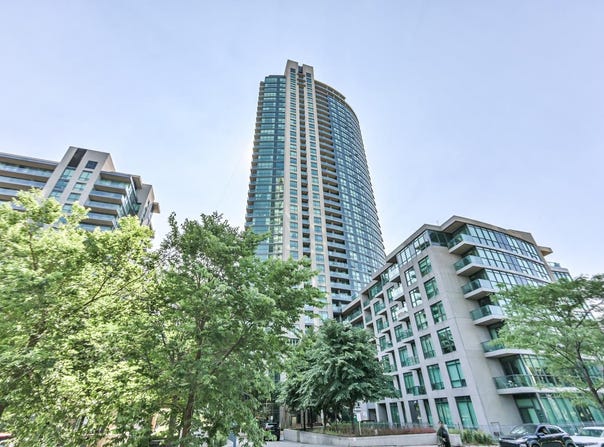 215 Fort York Blvd, Toronto, Ontario M5V 4A2