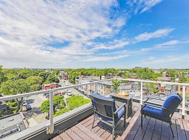 504 - 1 St Johns Road, Toronto, Ontario M6P1T7