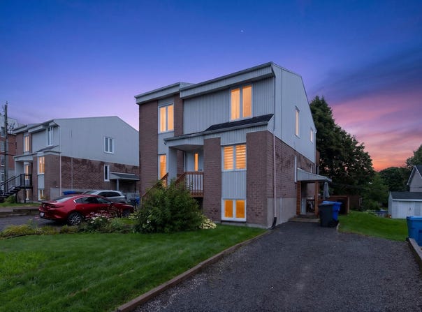 398 Rue du Charron, Saint-Augustin-de-Desmaures, Quebec G3A2J6