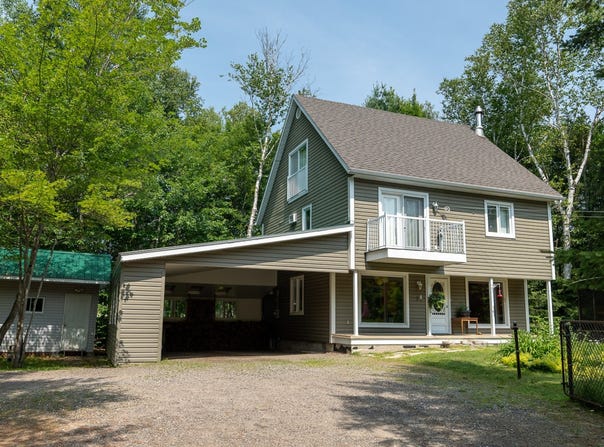 26 Ch. Fabre, Kiamika, QC J0W1G0, CA, Kiamika, Quebec J0W1G0