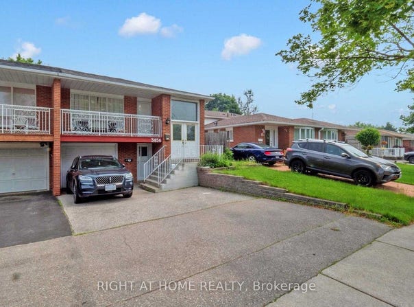 3456 Oakglade Crescent, Mississauga, Ontario L5C1X5