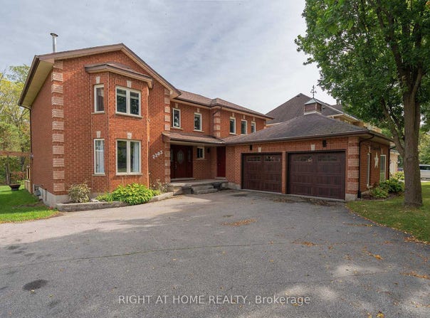 2205 Coronation Boulevard, Cambridge, Ontario N3H3S1