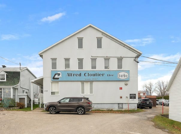 1737 Rue William-Marsh, La Haute-Saint-Charles, QC G3E1K9, CA, La Haute-Saint-Charles, Quebec G3E1K9