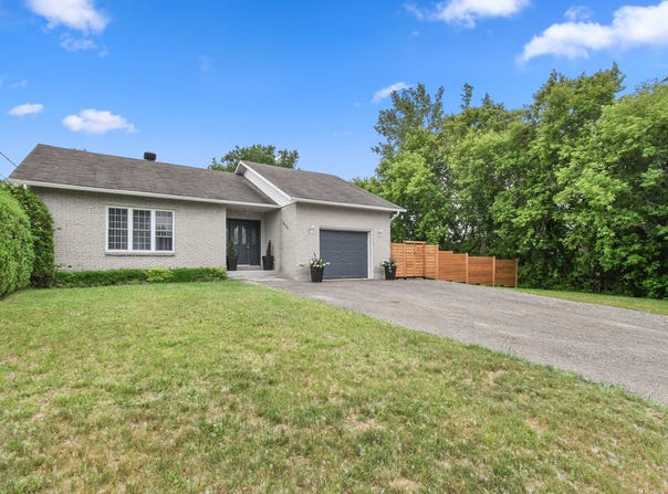2450 Place Rivest, Sainte-Julienne, QC J0K2T0, CA, Sainte-Julienne, Quebec J0K2T0