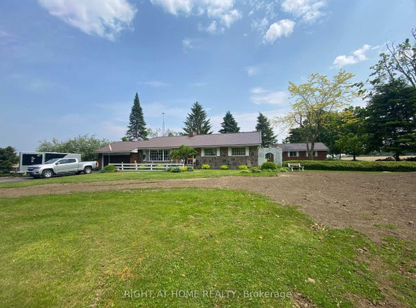978 15/16 Side Road E, Oro-Medonte, Ontario L0L1T0