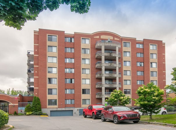 4470 Ch. des Cageux, Chomedey, QC H7W2S7, CA, Chomedey, Quebec H7W2S7