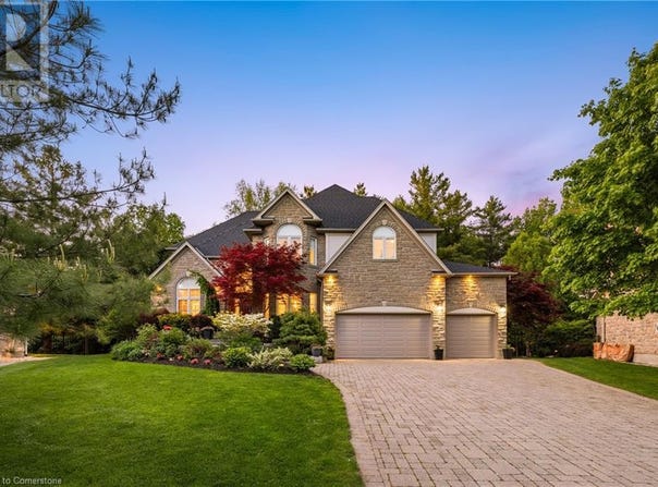 80 CEDARBROOK Court, Cambridge, Ontario N1T1W8