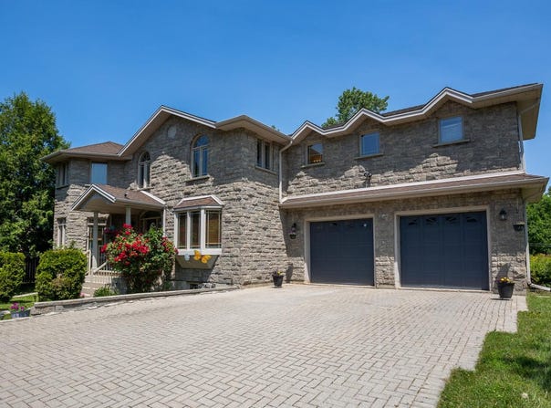 910 26th Street E, Owen Sound, Ontario N4K 5N3