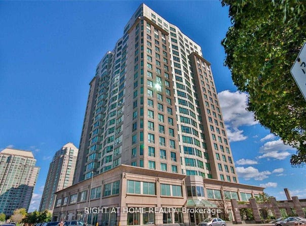 913 - 8 Lee Centre Drive, Toronto, Ontario M1H3H8