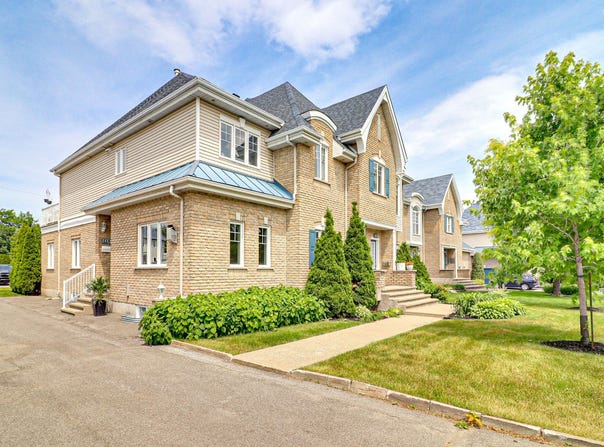 1667 Ch. St-Charles, Lachenaie, QC J6W6E7, CA, Lachenaie, Quebec J6W6E7