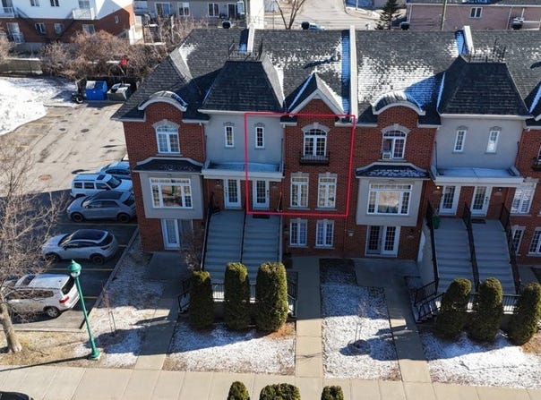 8035 Boul. Lévesque E., Duvernay, QC H7A4J6, CA, Duvernay, Quebec H7A4J6