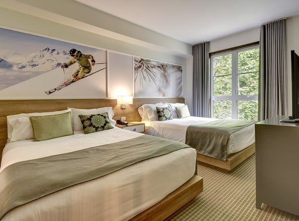 150 Ch. du Curé-Deslauriers 220, Mont-Tremblant, Quebec J8E 1C9