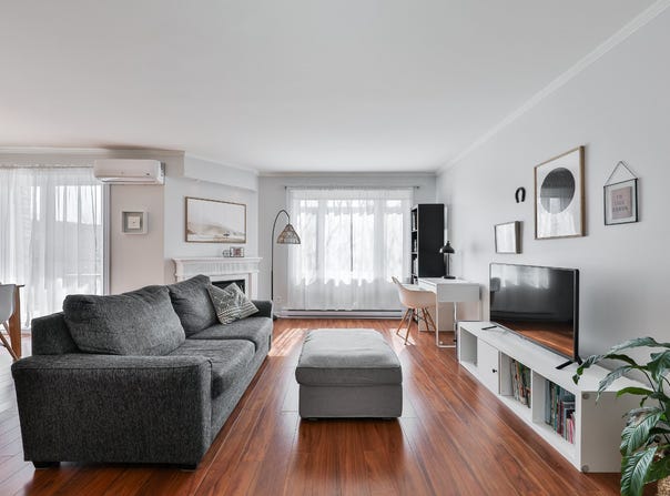 117 Rue Sévigny, Repentigny, Quebec J5Y2C9