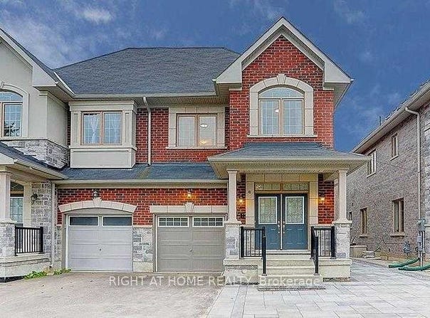 41 Portage Avenue, Richmond Hill, Ontario L4E2Z5