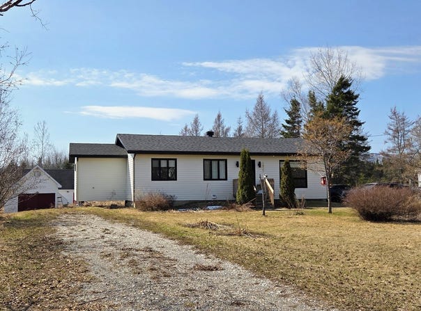 1427 Route de Haldimand, Gaspé, Quebec G4X2J9