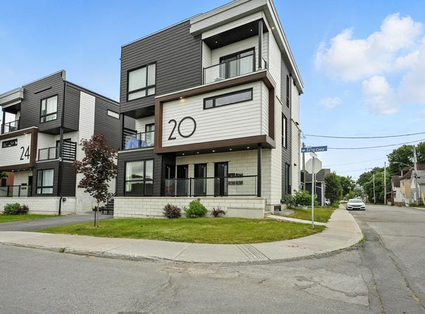 20 Boul. Sacré-Coeur, Hull, QC J8X0C5, CA, Hull, Quebec J8X0C5