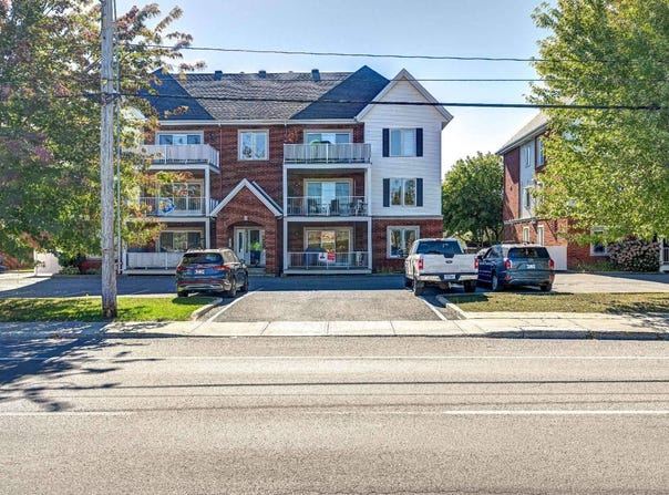 1273 Boul. du Curé-Labelle, Blainville, Quebec J7C4K7