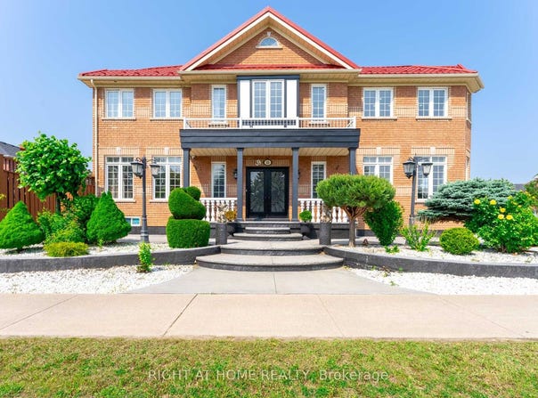 15 Tournament Drive, Brampton, Ontario L7A3J9