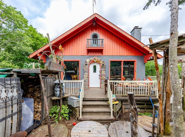51 Ch. du Lac-Brunet, Sainte-Agathe-des-Monts, QC J8C2Z7, CA, Sainte-Agathe-des-Monts, Quebec J8C2Z7