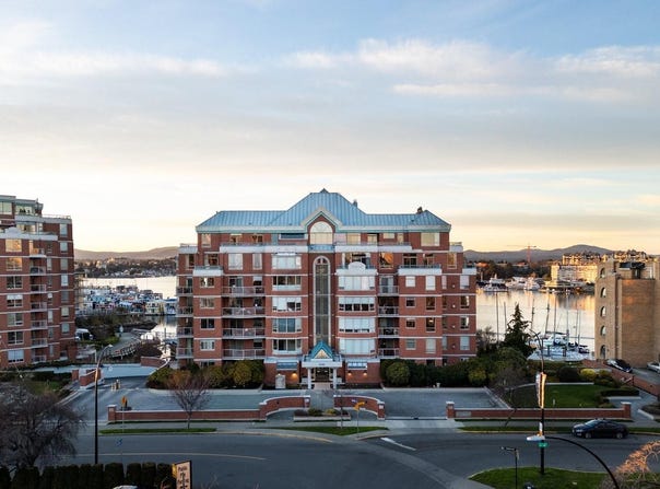 636 Montreal St, Victoria, British Columbia V8V4Y1