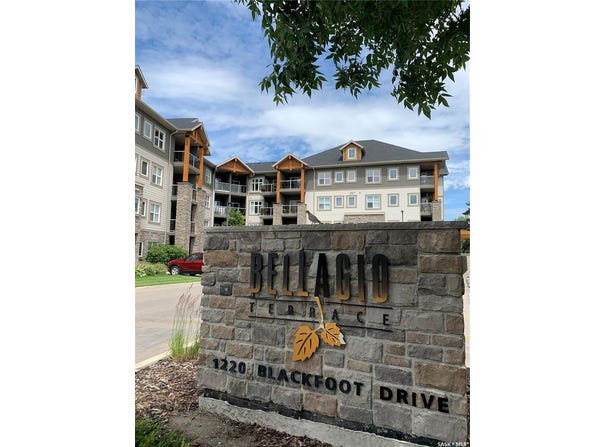 1220 Blackfoot DRIVE 406, Regina, Saskatchewan S4S 6T2