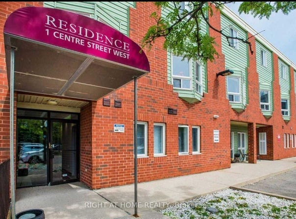 204 - 1 Centre Street W, Richmond Hill, Ontario L4C3P3