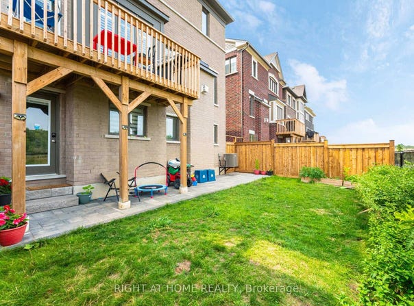 3281 Turnstone Boulevard, Pickering, Ontario L1X0M9