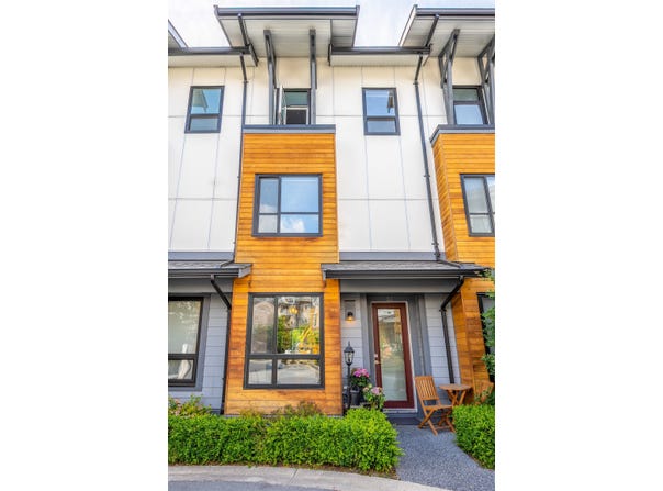 1188 Main Street, Squamish, British Columbia V8B0Z3