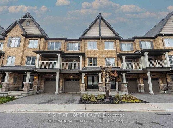 33 Amulet Way, Whitby, Ontario L1R0R5