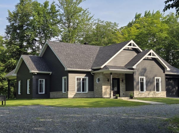 817 Ch. Simoneau, Orford, QC J1X6N4, CA, Orford, Quebec J1X6N4