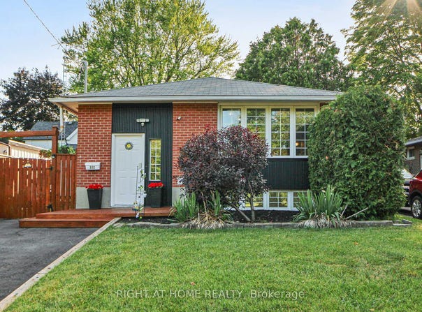 512 Oshawa Boulevard N, Oshawa, Ontario L1G5T7