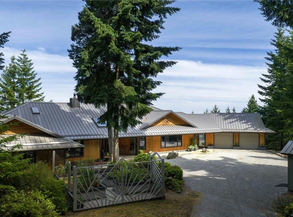253 Chilton Rd, Salt Spring, British Columbia V8K 2W9