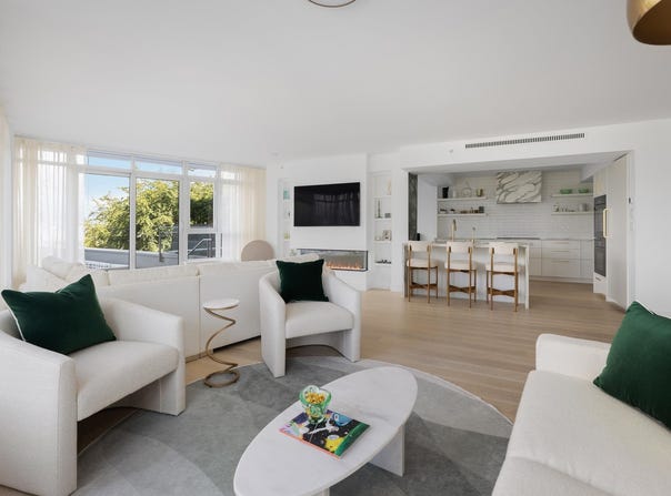 1233 W Cordova Street 301, Vancouver, British Columbia V6C 3R1