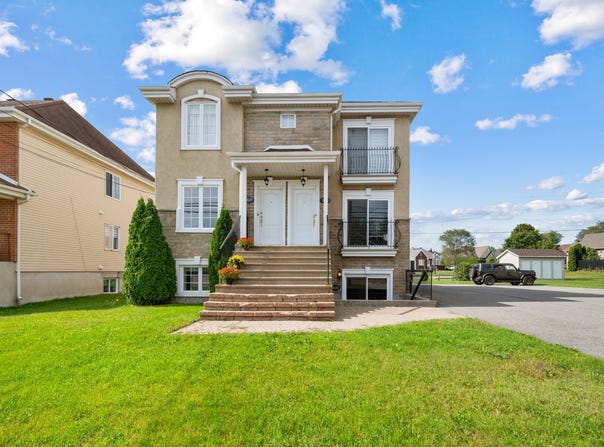 1633 Mtée Ste-Therese, Saint-Jérôme, Quebec J5L2L2