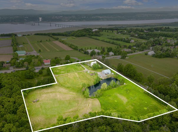1000 Ch. Royal, Saint-Pierre-de-l'Île-d'Orléans, Quebec G0A 4E0