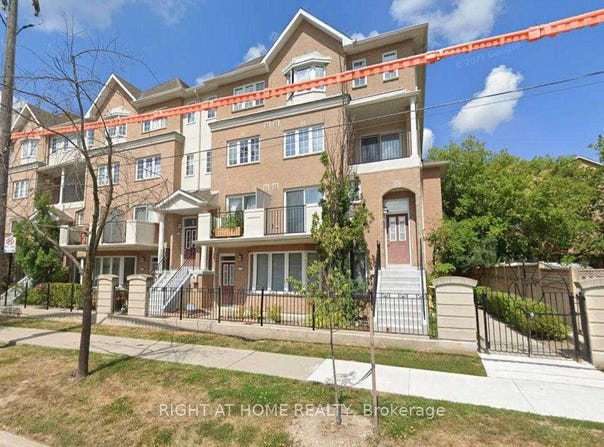 310 Grandview Way, Toronto, Ontario M2N6V3