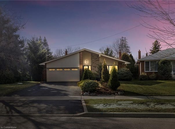 3236 Cedartree Crescent, Peel, Ontario L4Y3G4