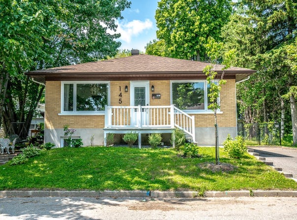 145 67e Rue O., Charlesbourg, QC G1H4W8, CA, Charlesbourg, Quebec G1H4W8
