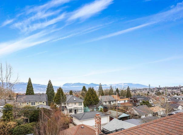 2912 W 27th Avenue, Vancouver, British Columbia V6L 1W3