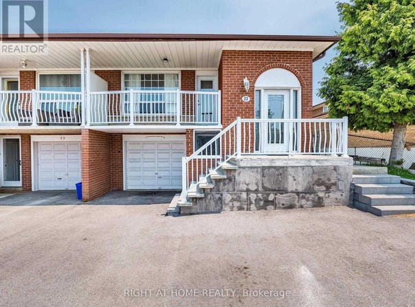 23 North Humber Drive, Vaughan, Ontario L4L2G5