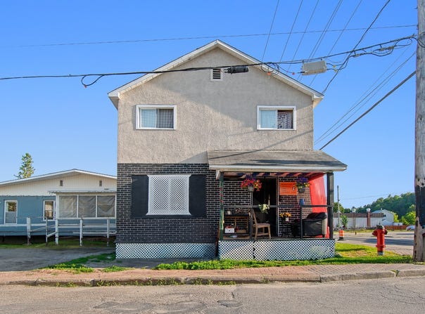 3 Rue St-Eugène, Gracefield, QC J0X1W0, CA, Gracefield, Quebec J0X1W0