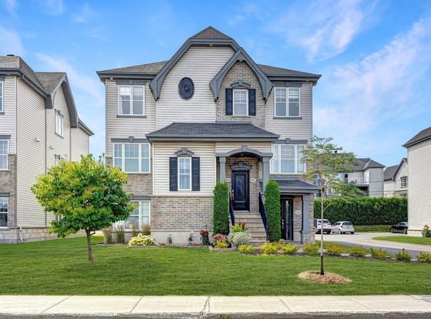 784 Av. du Terroir, Lachenaie, QC J6W0A8, CA, Lachenaie, Quebec J6W0A8