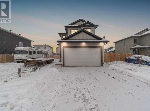 175 Aldergrove Avenue, Fort McMurray, Alberta T9J1E6