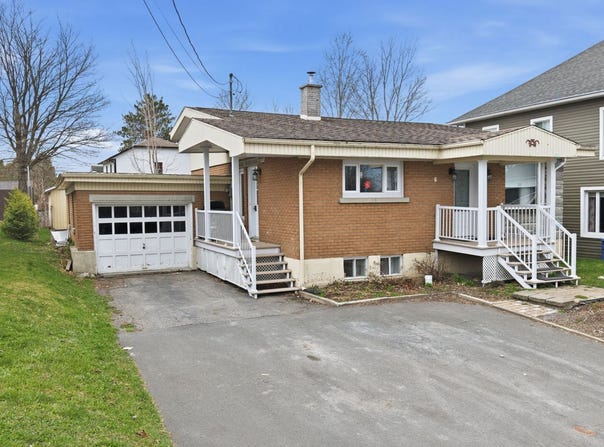 6 Av. Côté, Saint-Éphrem-de-Beauce, Quebec G0M1R0
