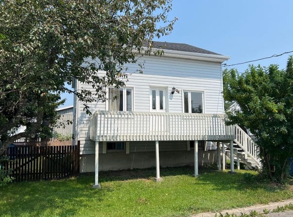 421 Rue Bérubé, Trois-Pistoles, QC G0L4K0, CA, Trois-Pistoles, Quebec G0L4K0